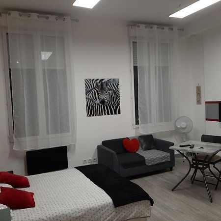 Appartement T1 Hyper Centre Place De La Victoire Bordeaux Exteriör bild