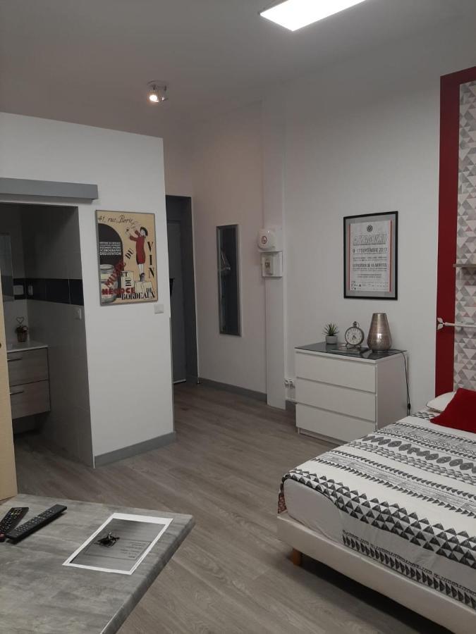 Appartement T1 Hyper Centre Place De La Victoire Bordeaux Exteriör bild
